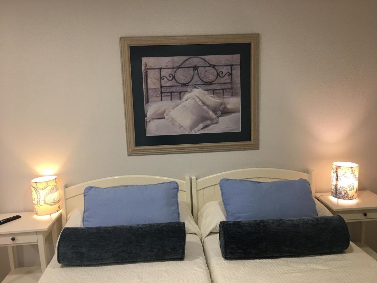 אלאריס Hostal Restaurante Alarico מראה חיצוני תמונה