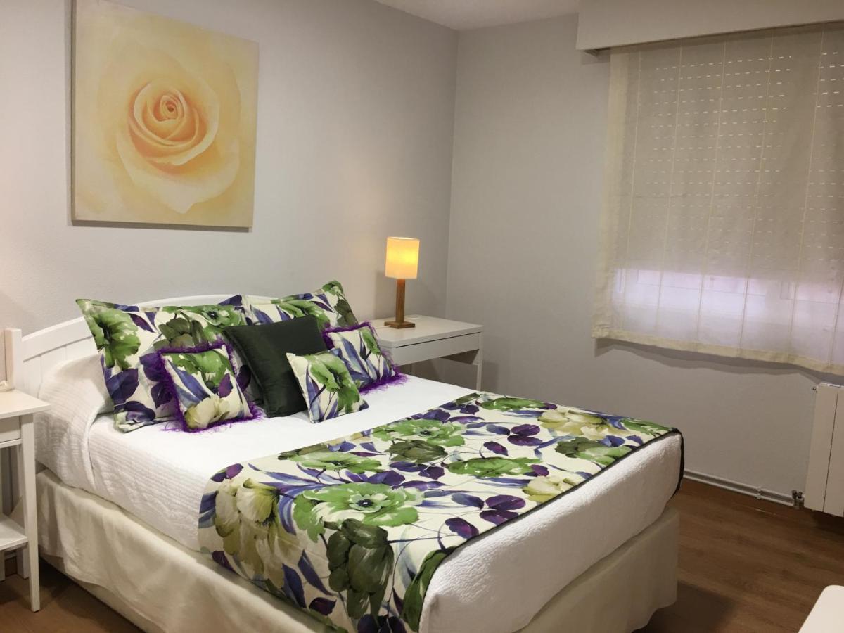 אלאריס Hostal Restaurante Alarico מראה חיצוני תמונה