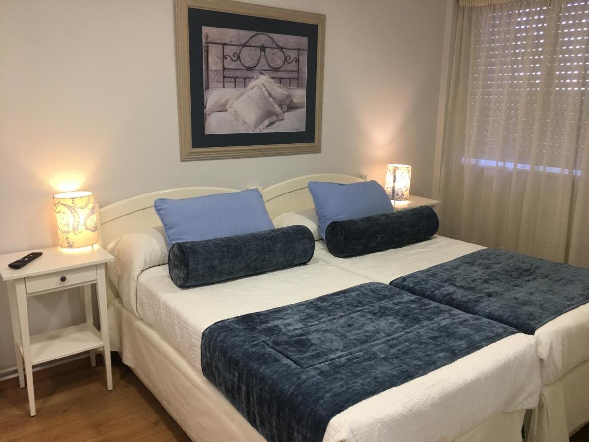 אלאריס Hostal Restaurante Alarico מראה חיצוני תמונה